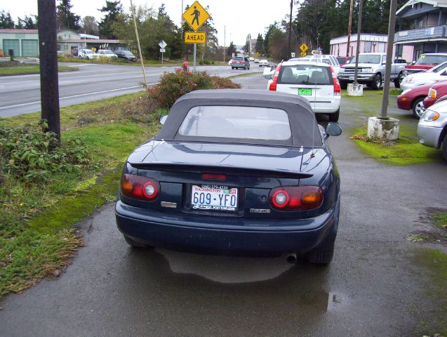 Mazda MX-5 Miata 1997 photo 3