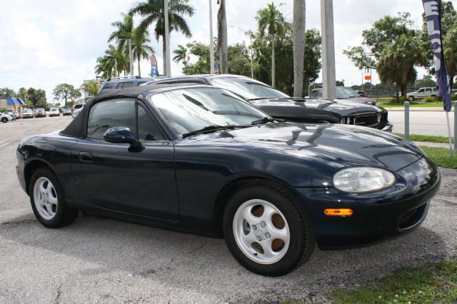 Mazda MX-5 Miata 1999 photo 3