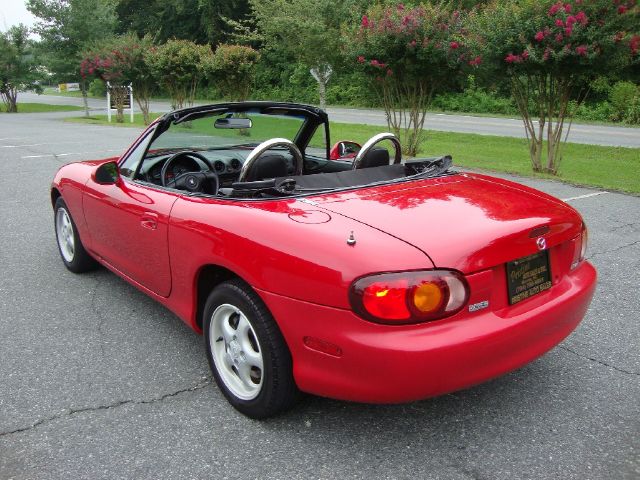 Mazda MX-5 Miata C320 Wagon Convertible