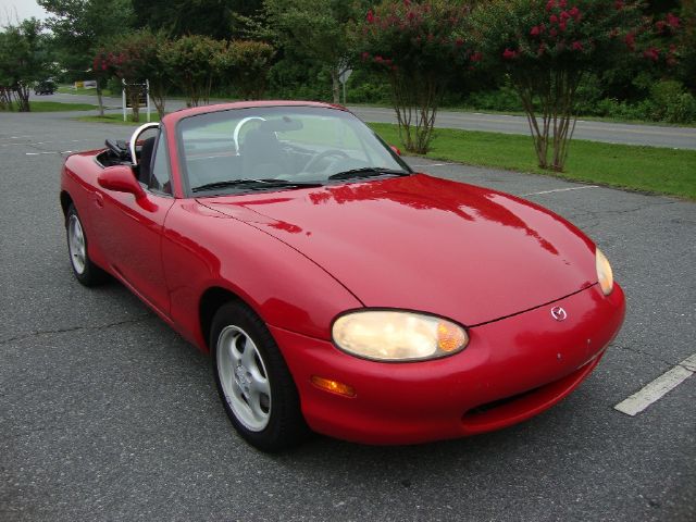 Mazda MX-5 Miata 1999 photo 1