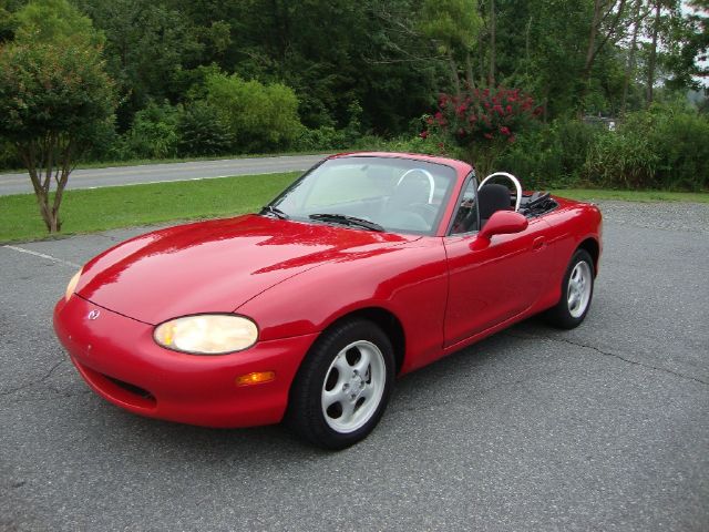 Mazda MX-5 Miata 1999 photo 4