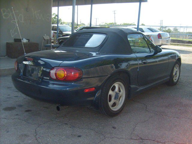 Mazda MX-5 Miata 1999 photo 25