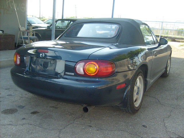 Mazda MX-5 Miata 1999 photo 29