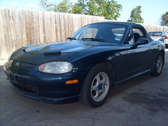 Mazda MX-5 Miata 1999 photo 3