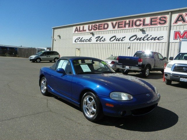 Mazda MX-5 Miata 1999 photo 3