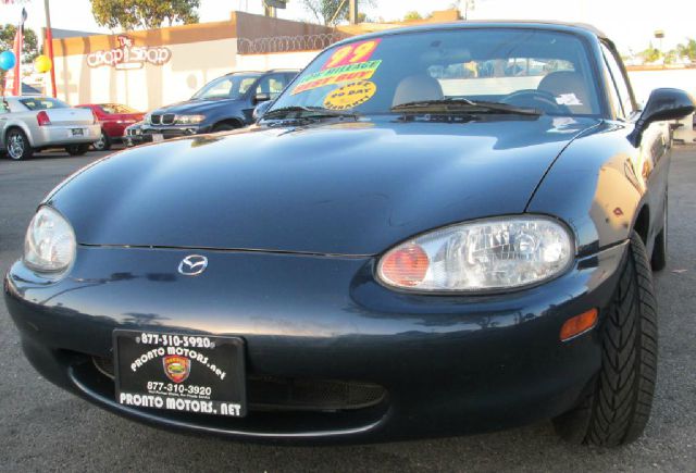 Mazda MX-5 Miata 1999 photo 9