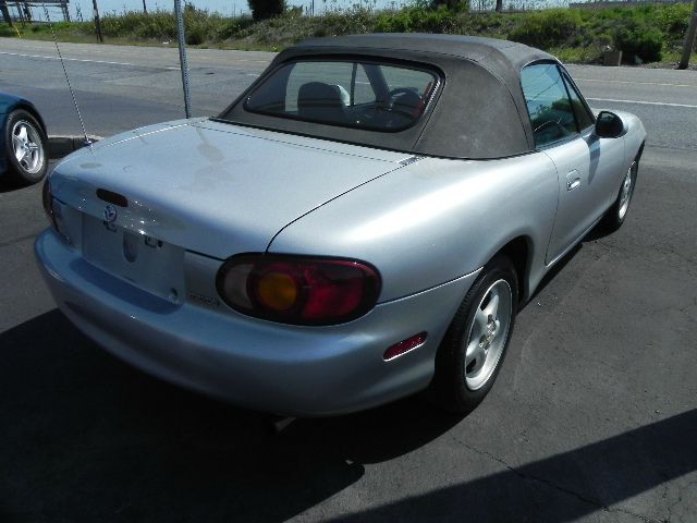 Mazda MX-5 Miata 1999 photo 7