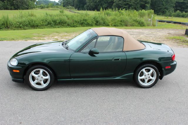 Mazda MX-5 Miata 1999 photo 1