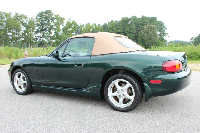 Mazda MX-5 Miata 1999 photo 3