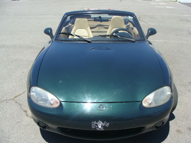 Mazda MX-5 Miata 1999 photo 2