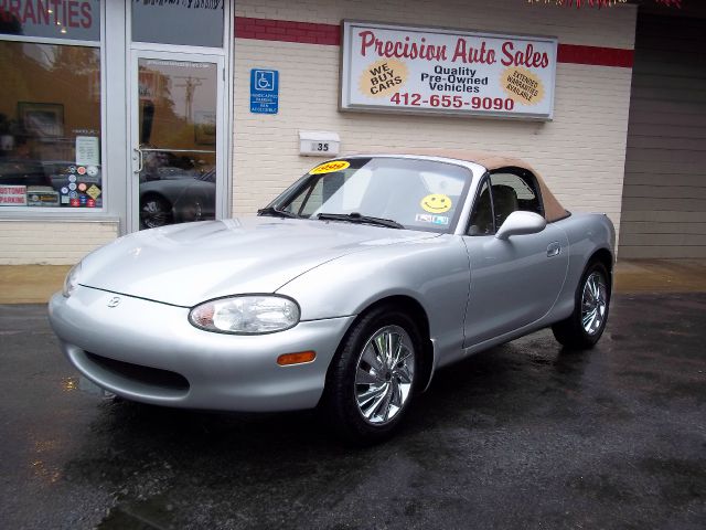 Mazda MX-5 Miata 1999 photo 2