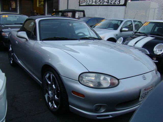 Mazda MX-5 Miata 2000 photo 1