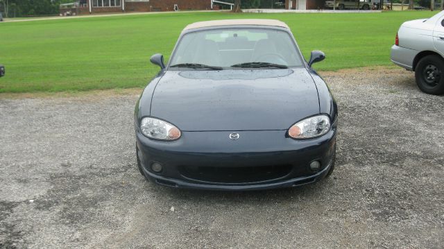 Mazda MX-5 Miata 2000 photo 4