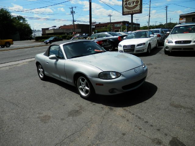 Mazda MX-5 Miata 2000 photo 7