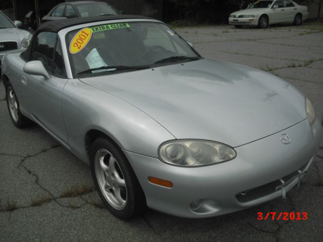 Mazda MX-5 Miata 2001 photo 1