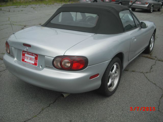 Mazda MX-5 Miata 2001 photo 5