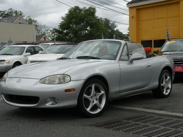 Mazda MX-5 Miata 2001 photo 21