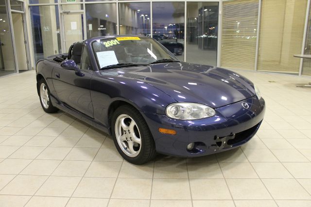 Mazda MX-5 Miata 2001 photo 6