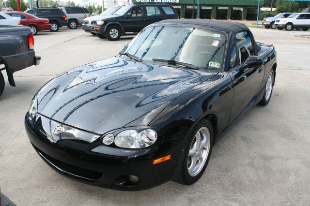 Mazda MX-5 Miata 2001 photo 4