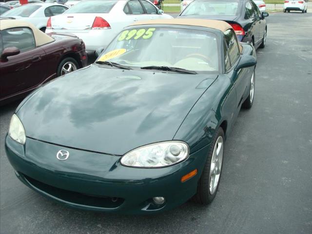 Mazda MX-5 Miata 2001 photo 4