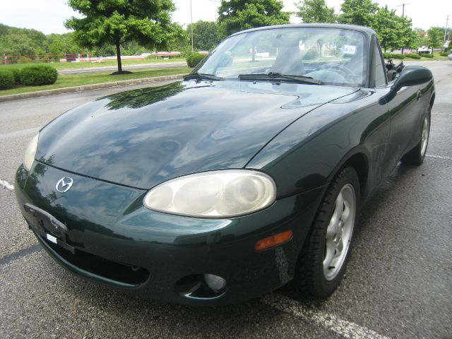 Mazda MX-5 Miata 2001 photo 1