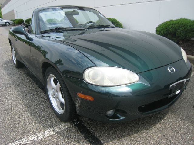 Mazda MX-5 Miata 2001 photo 10