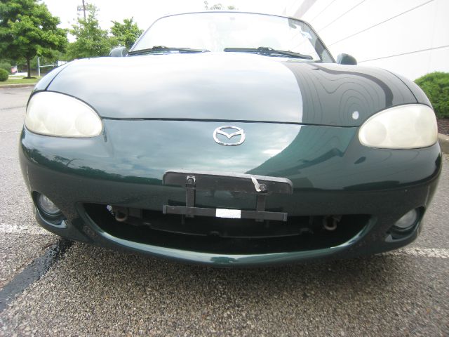 Mazda MX-5 Miata 2001 photo 18