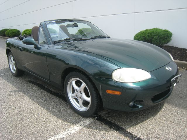 Mazda MX-5 Miata 2001 photo 9