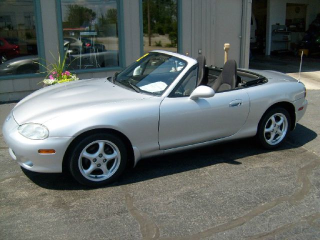 Mazda MX-5 Miata 2002 photo 3