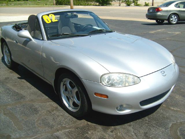 Mazda MX-5 Miata 2002 photo 4