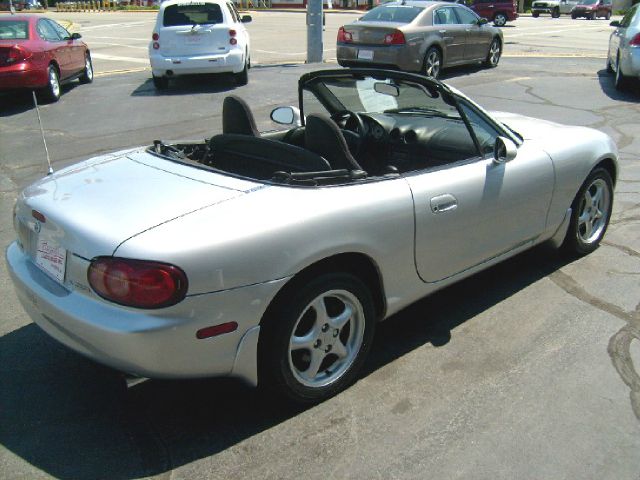 Mazda MX-5 Miata 2002 photo 5