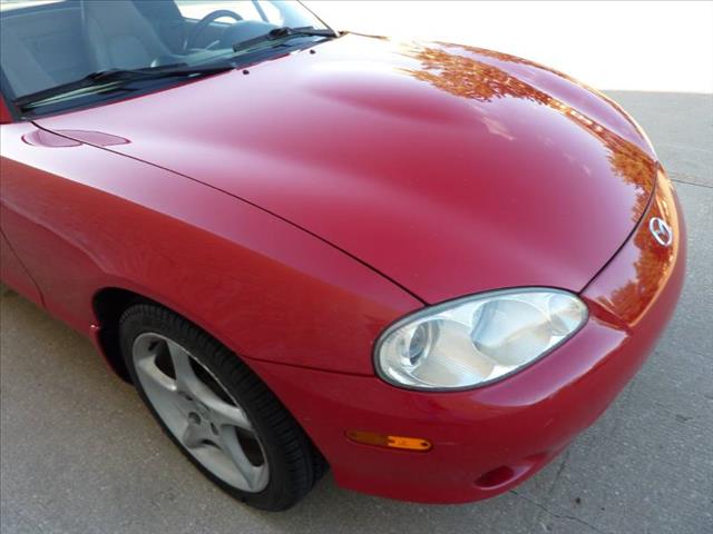 Mazda MX-5 Miata 2002 photo 1