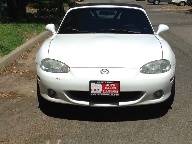 Mazda MX-5 Miata 2002 photo 3