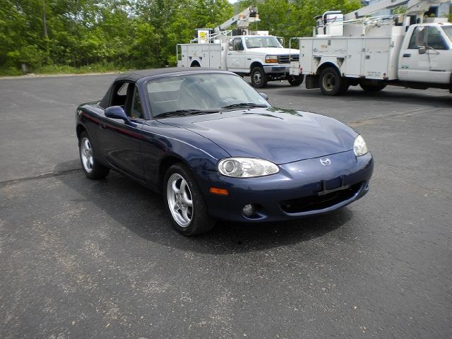 Mazda MX-5 Miata 2002 photo 15