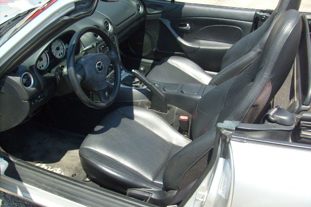 Mazda MX-5 Miata 2003 photo 1