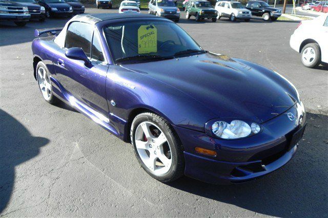 Mazda MX-5 Miata 2003 photo 9