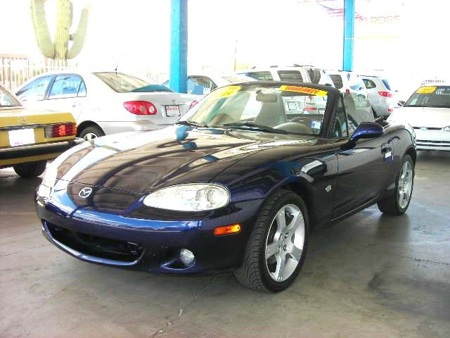 Mazda MX-5 Miata 2003 photo 4