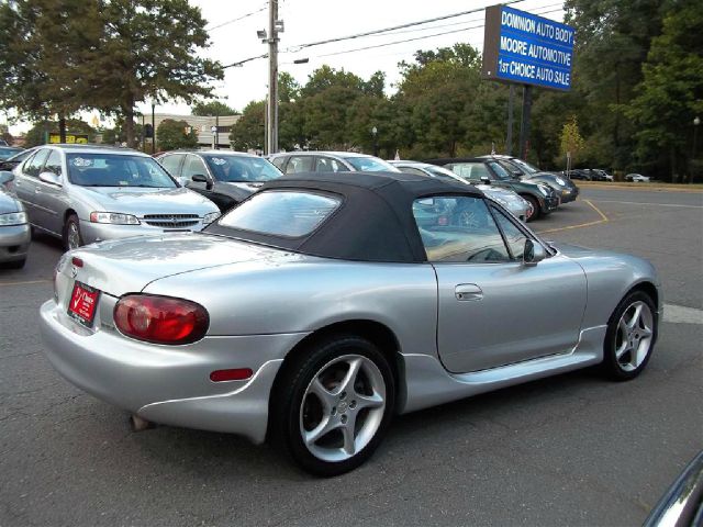 Mazda MX-5 Miata 2003 photo 1