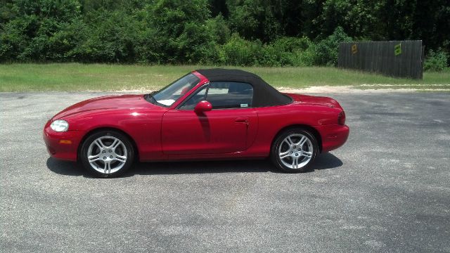 Mazda MX-5 Miata 2004 photo 2