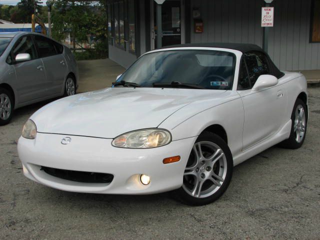 Mazda MX-5 Miata 2004 photo 1