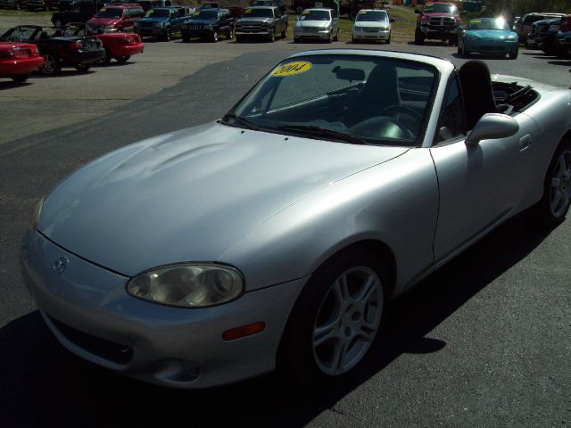 Mazda MX-5 Miata 2004 photo 5