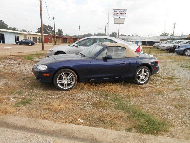 Mazda MX-5 Miata 2004 photo 2