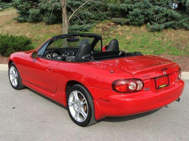 Mazda MX-5 Miata 2005 photo 4