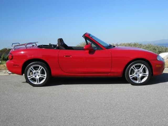 Mazda MX-5 Miata 2005 photo 2