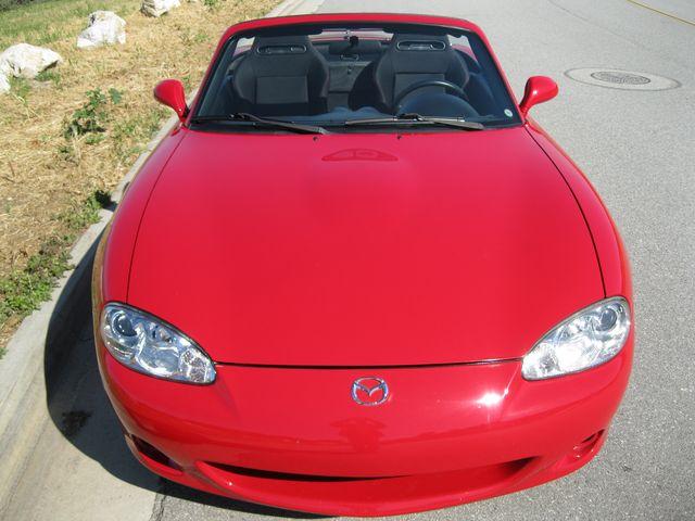 Mazda MX-5 Miata 2005 photo 5