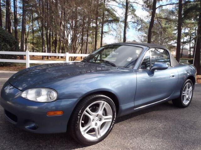 Mazda MX-5 Miata LS H/D Extended Cab Convertible