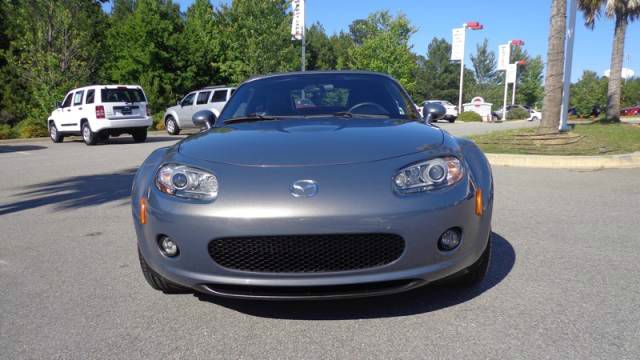 Mazda MX-5 Miata 2006 photo 20