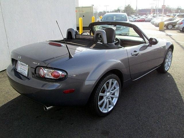 Mazda MX-5 Miata 2006 photo 4