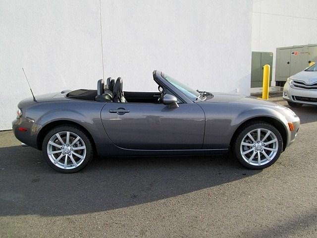 Mazda MX-5 Miata 2006 photo 5