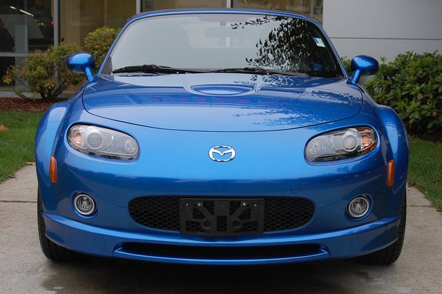 Mazda MX-5 Miata 2006 photo 2